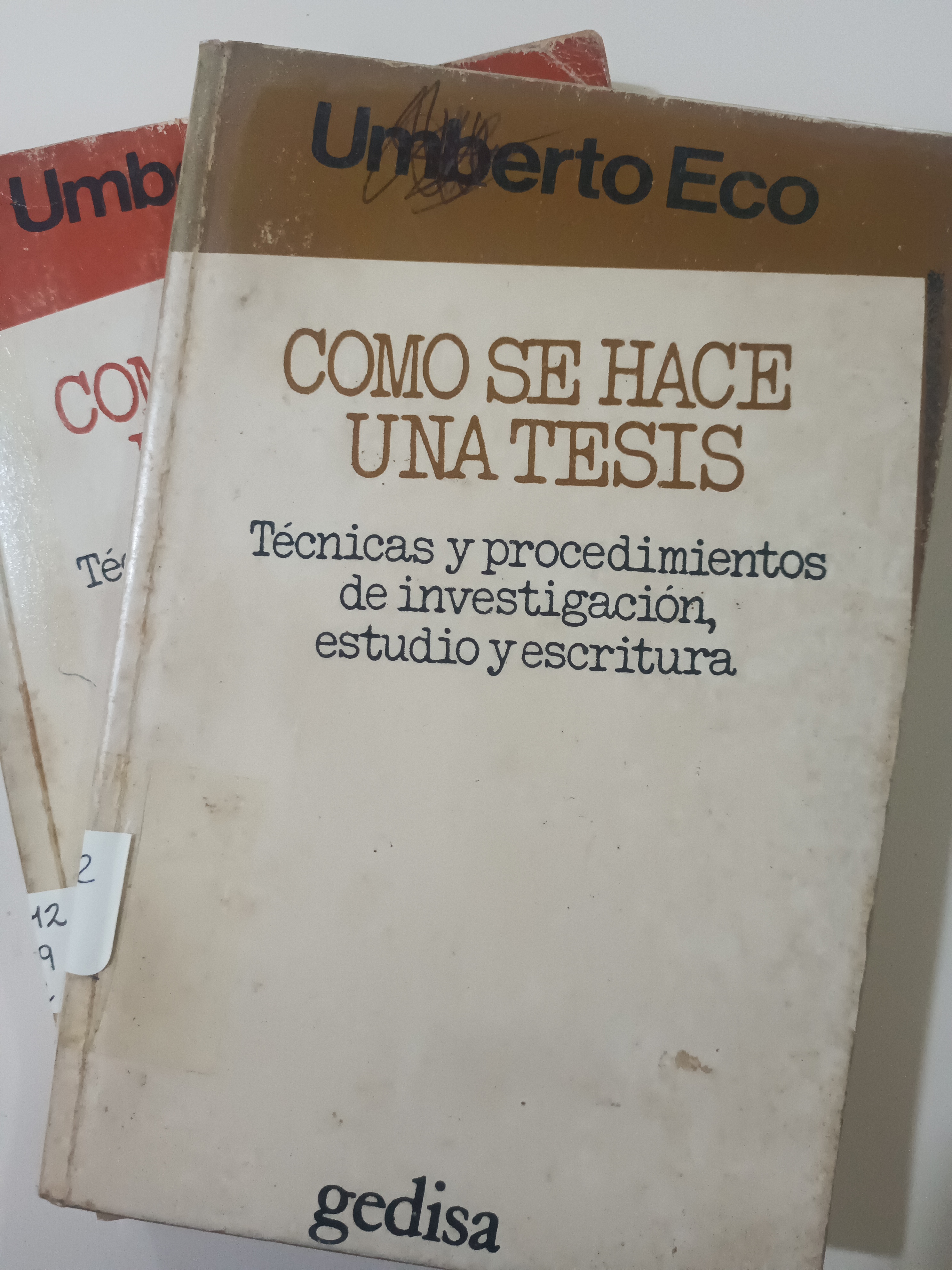 Portada de Cómo se hace una tesis. Técnicas y procedimientos de estudio, investigación y escritura.
