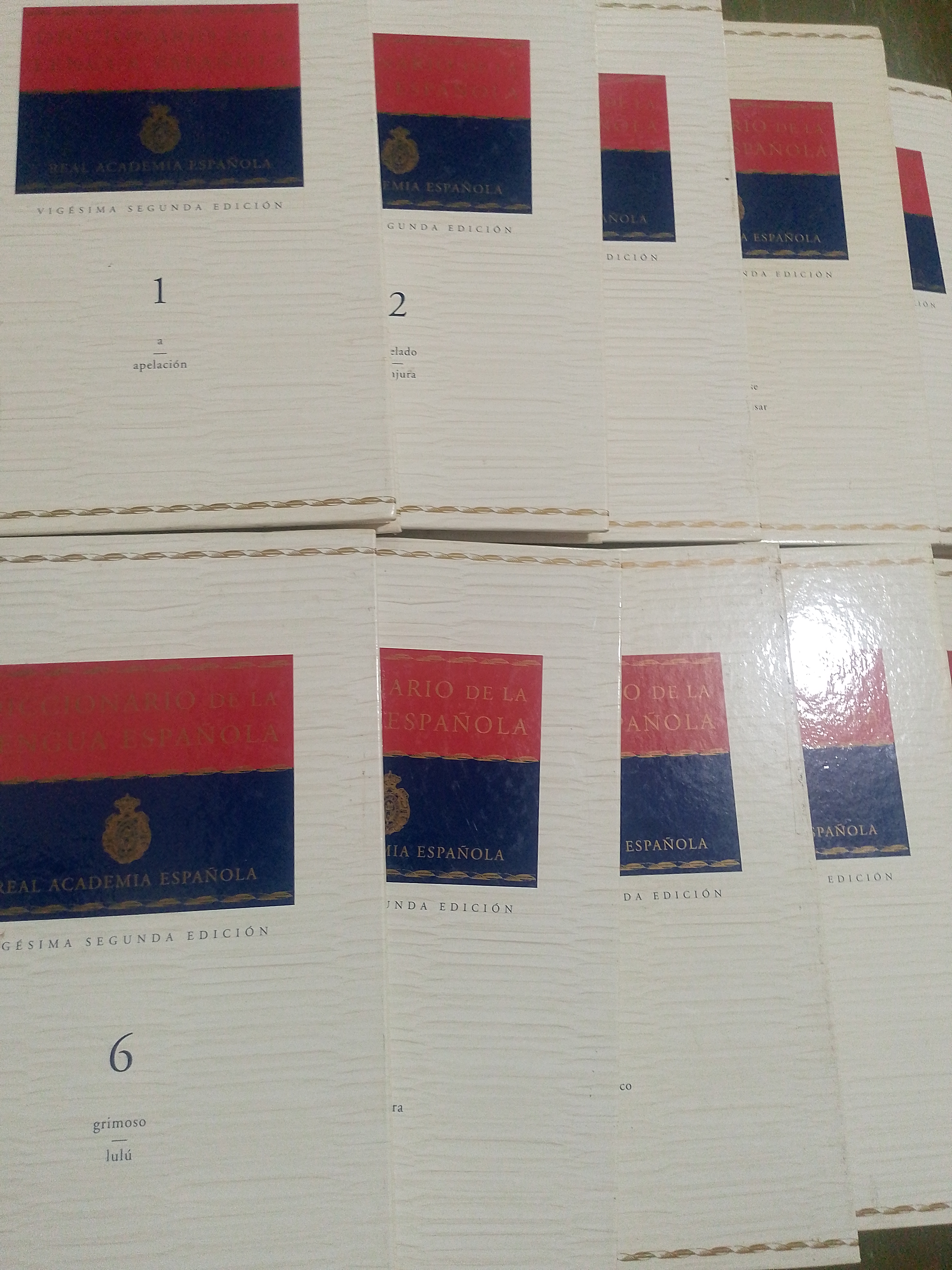 Portada de Diccionario de la Lengua Española.  Vigésima segunda edición