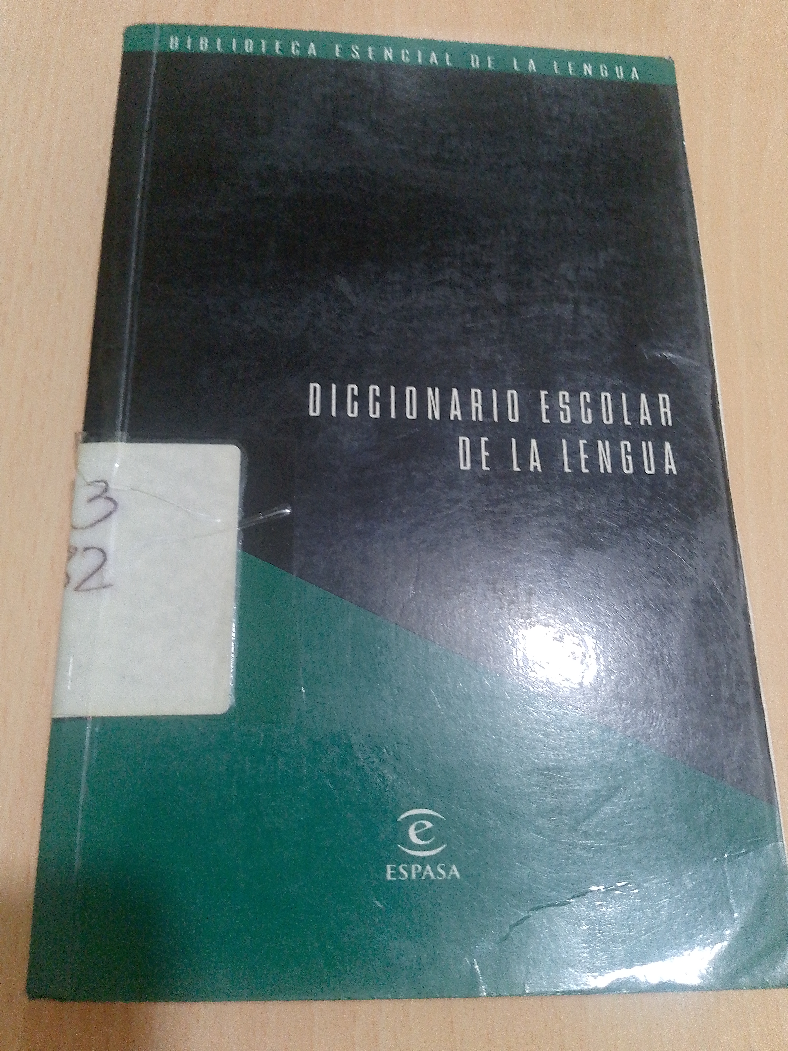 Portada de Diccionario escolar de la lengua