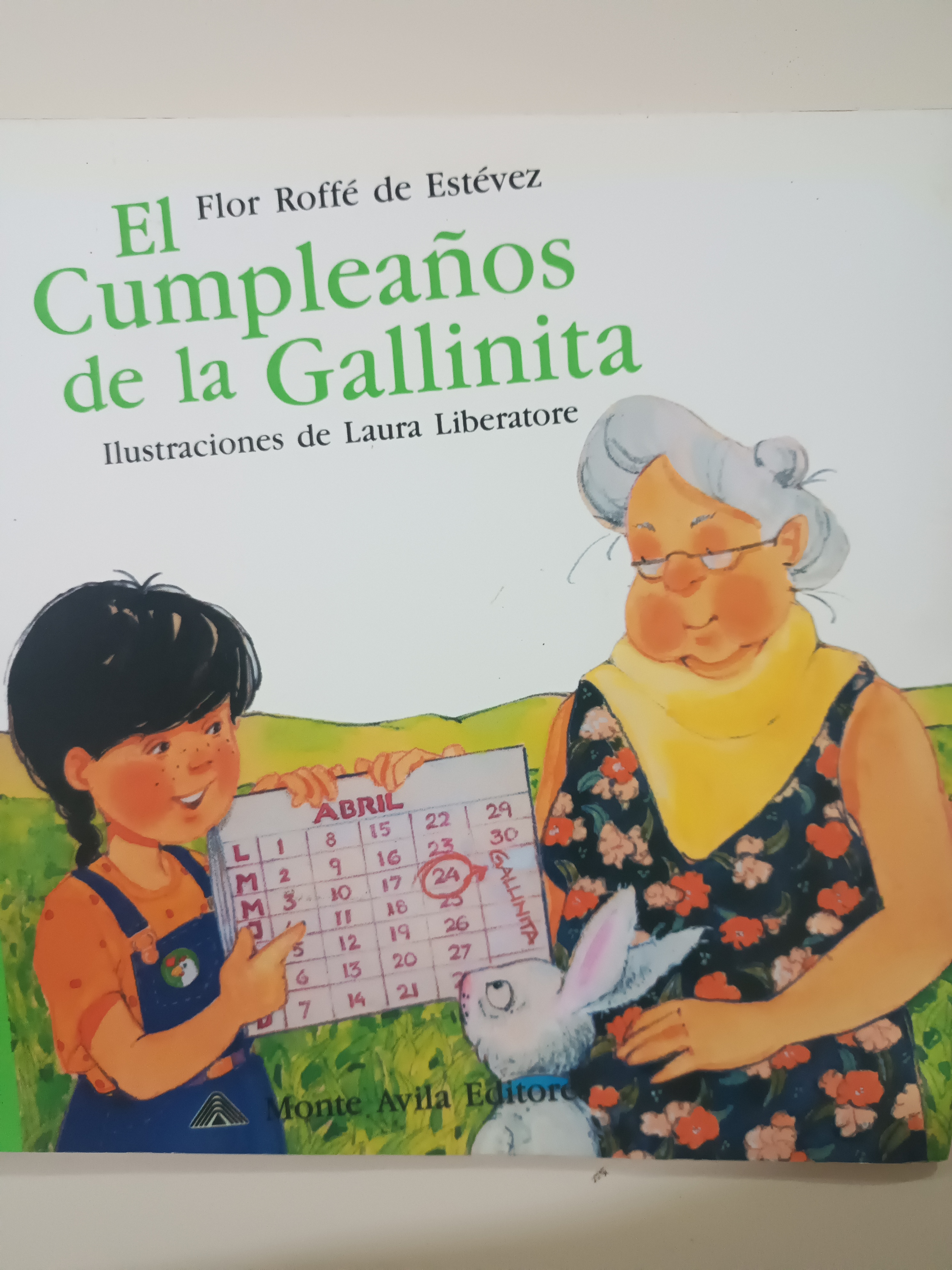 Portada de El cumpleaños de la Gallinita