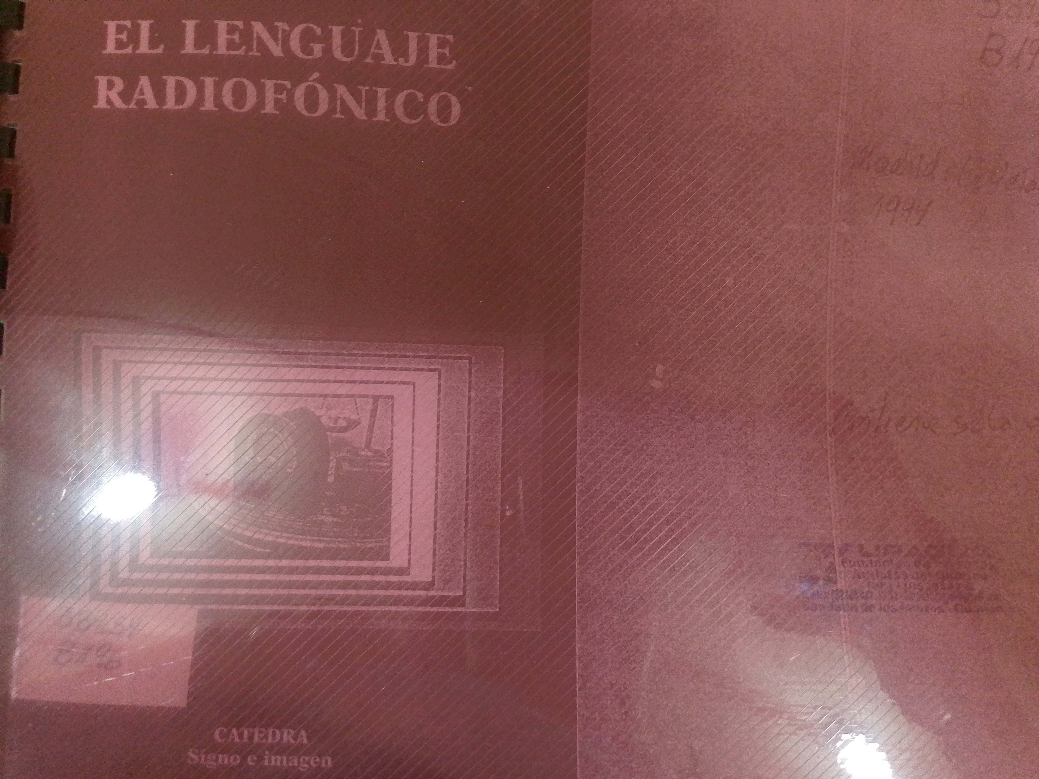 Portada de El lenguaje radiofónico