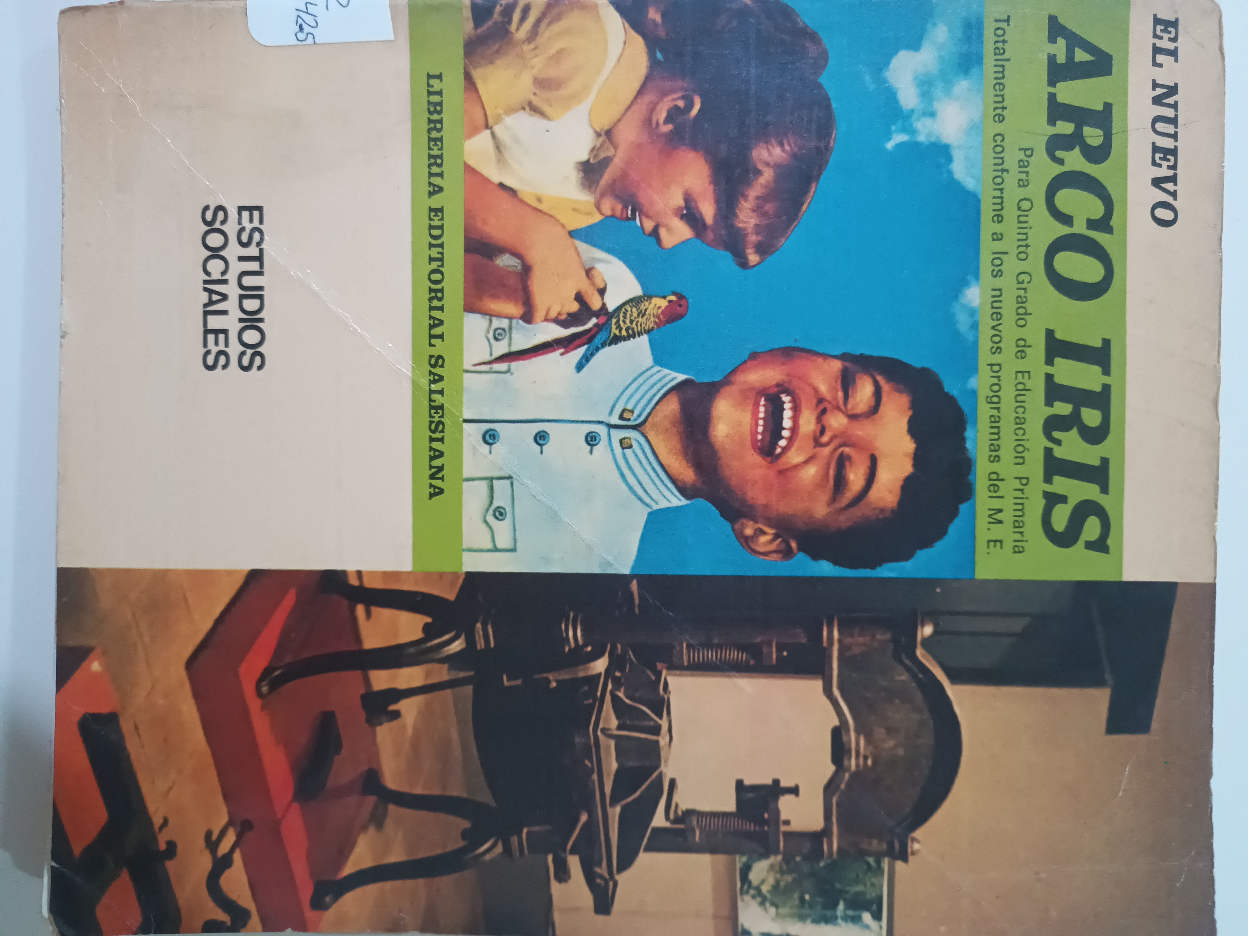 Portada de El nuevo Arco Iris. Estudios Sociales Quinto Grado