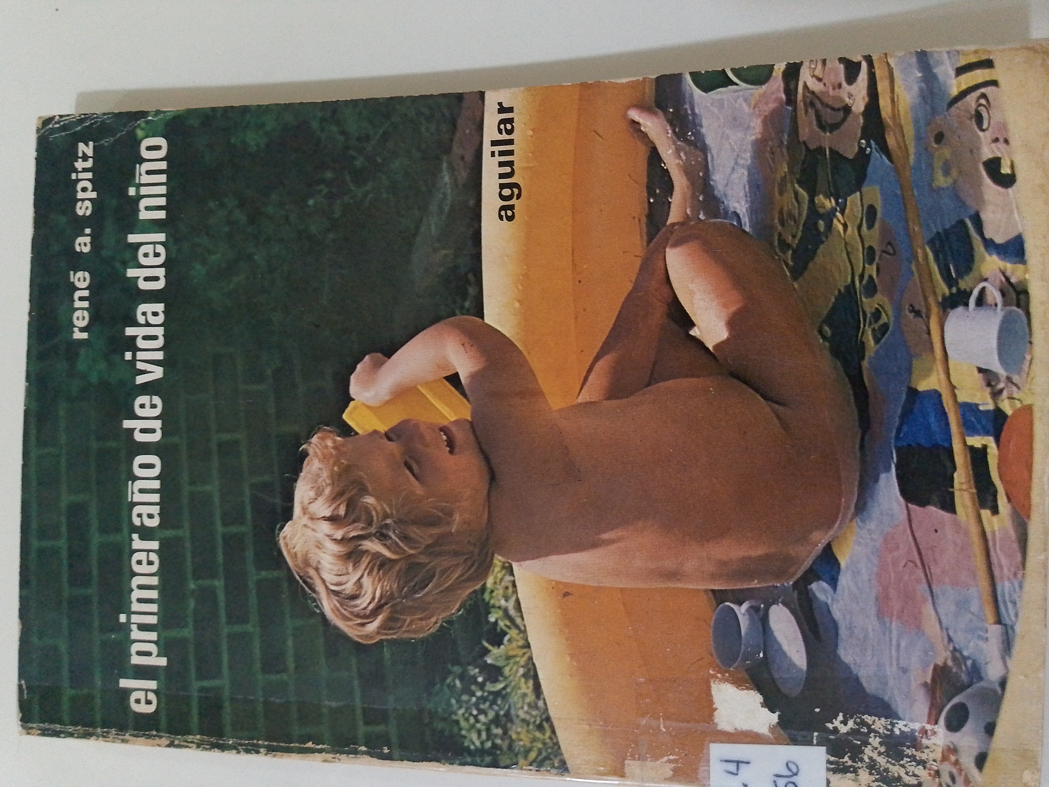 Portada de El primer año de vida del niño. Génesis de las primeras relaciones objetales