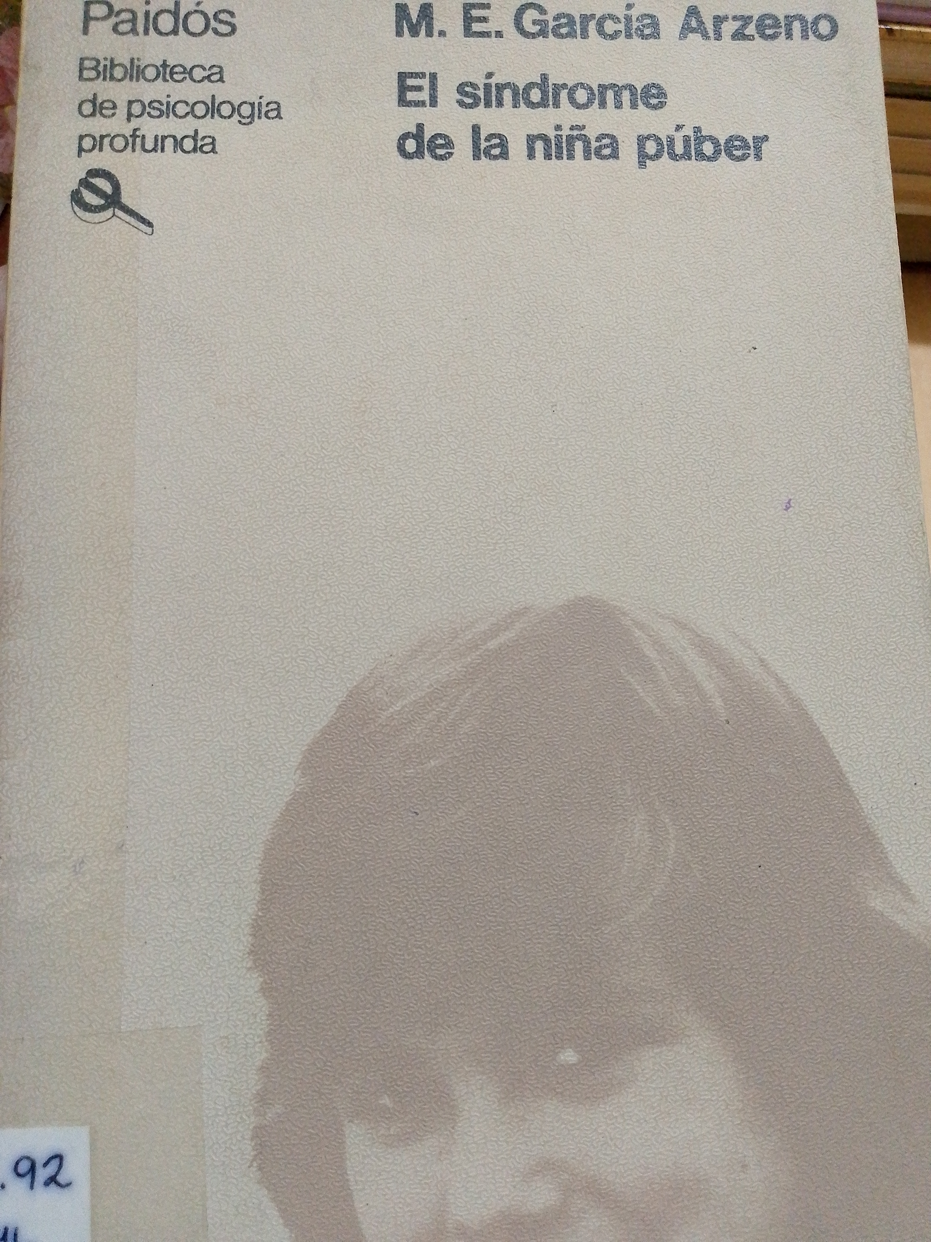 Portada de El síndrome de la niña púber