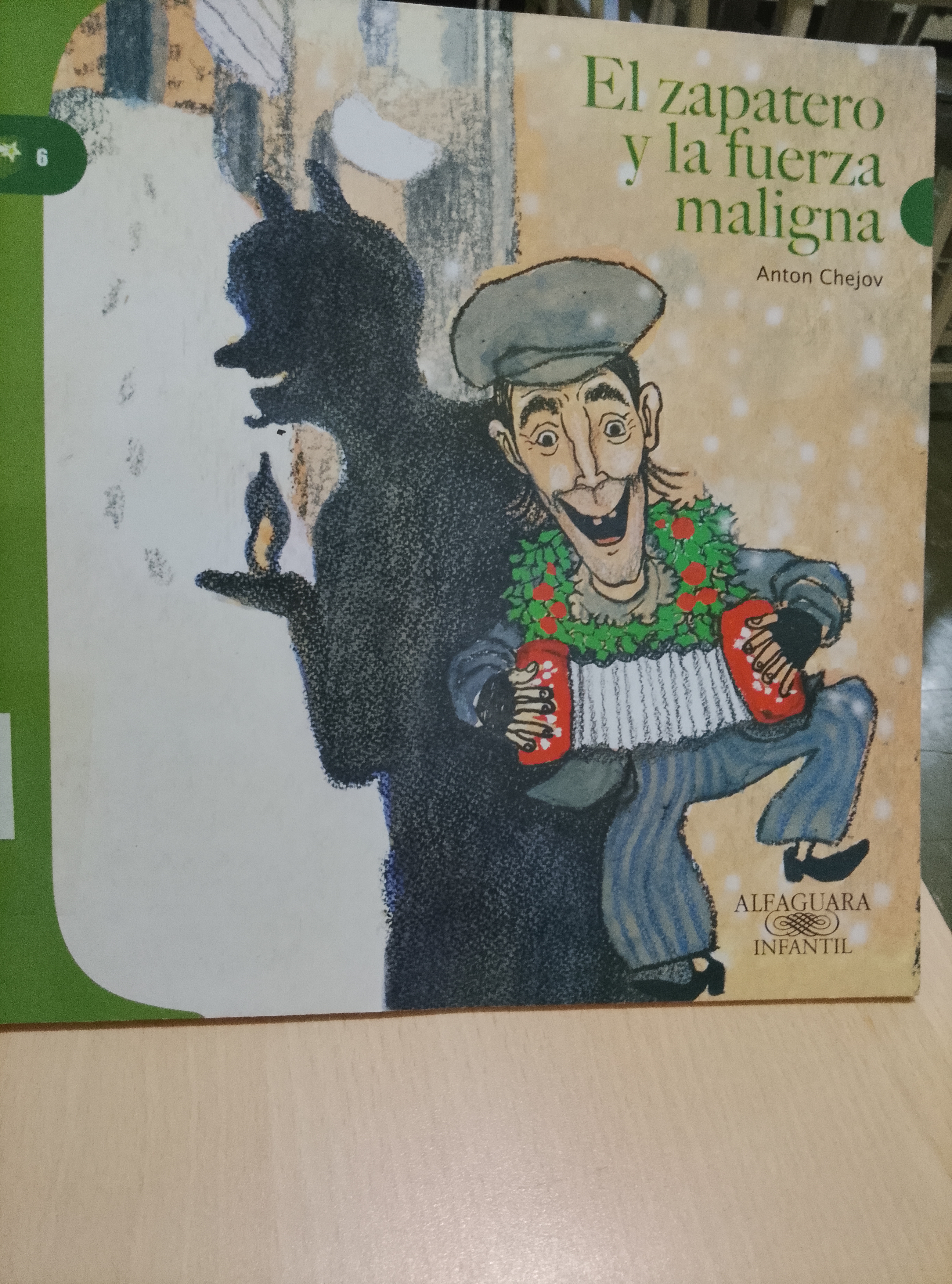 Portada de El zapatero y la fuerza maligna