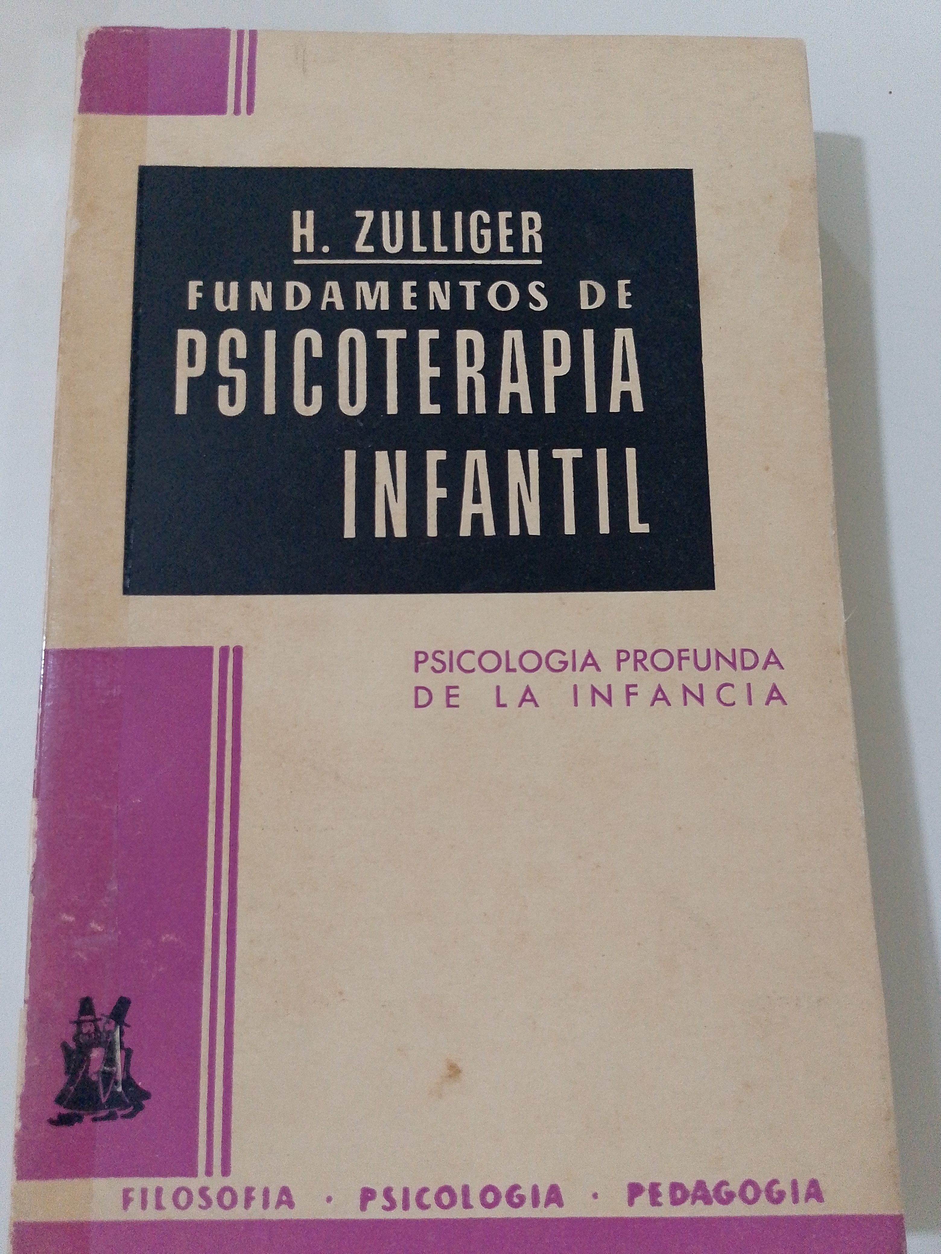 Portada de Fundamentos de psicoterapia infantil (Psicología profunda del niño)