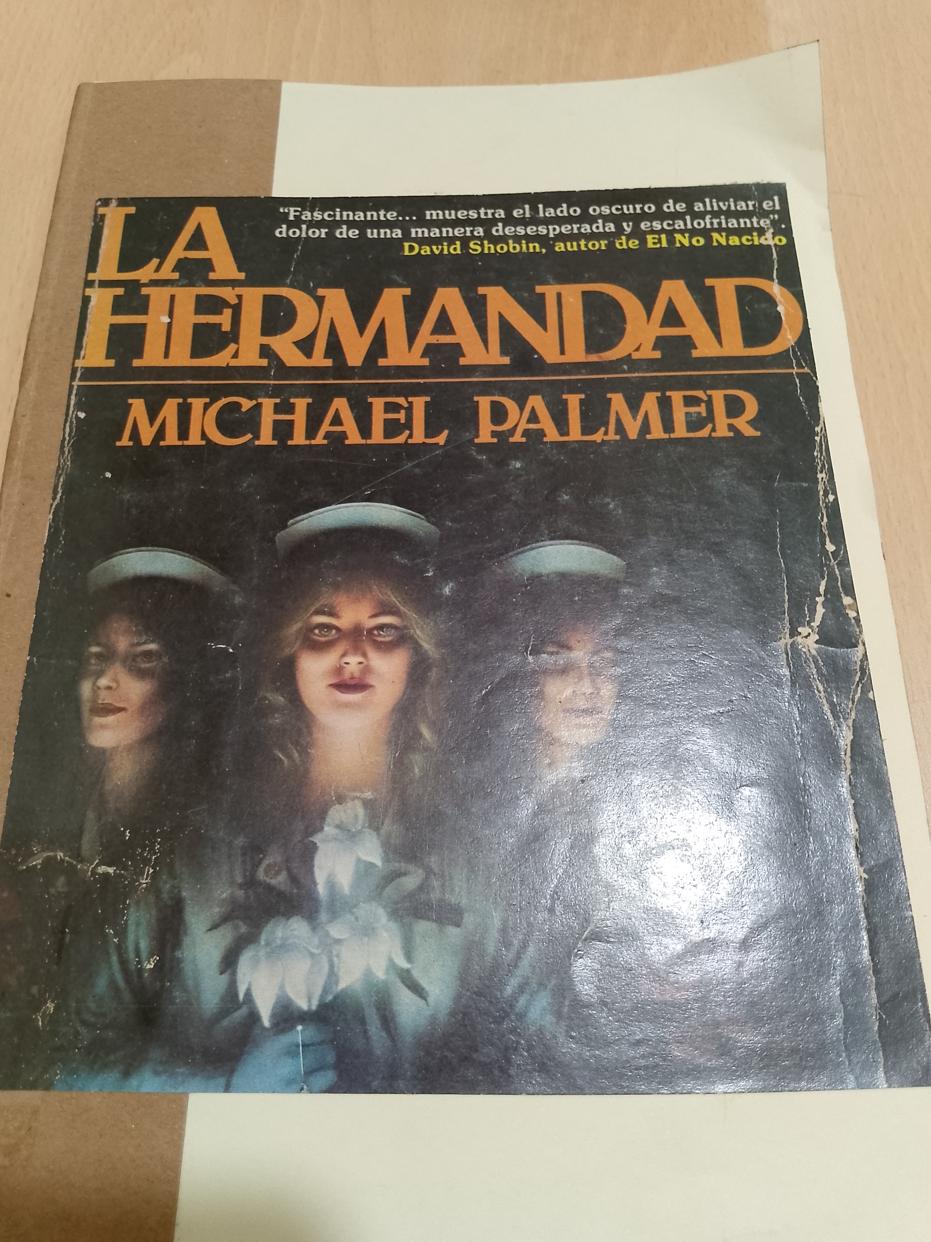 Portada de La hermandad