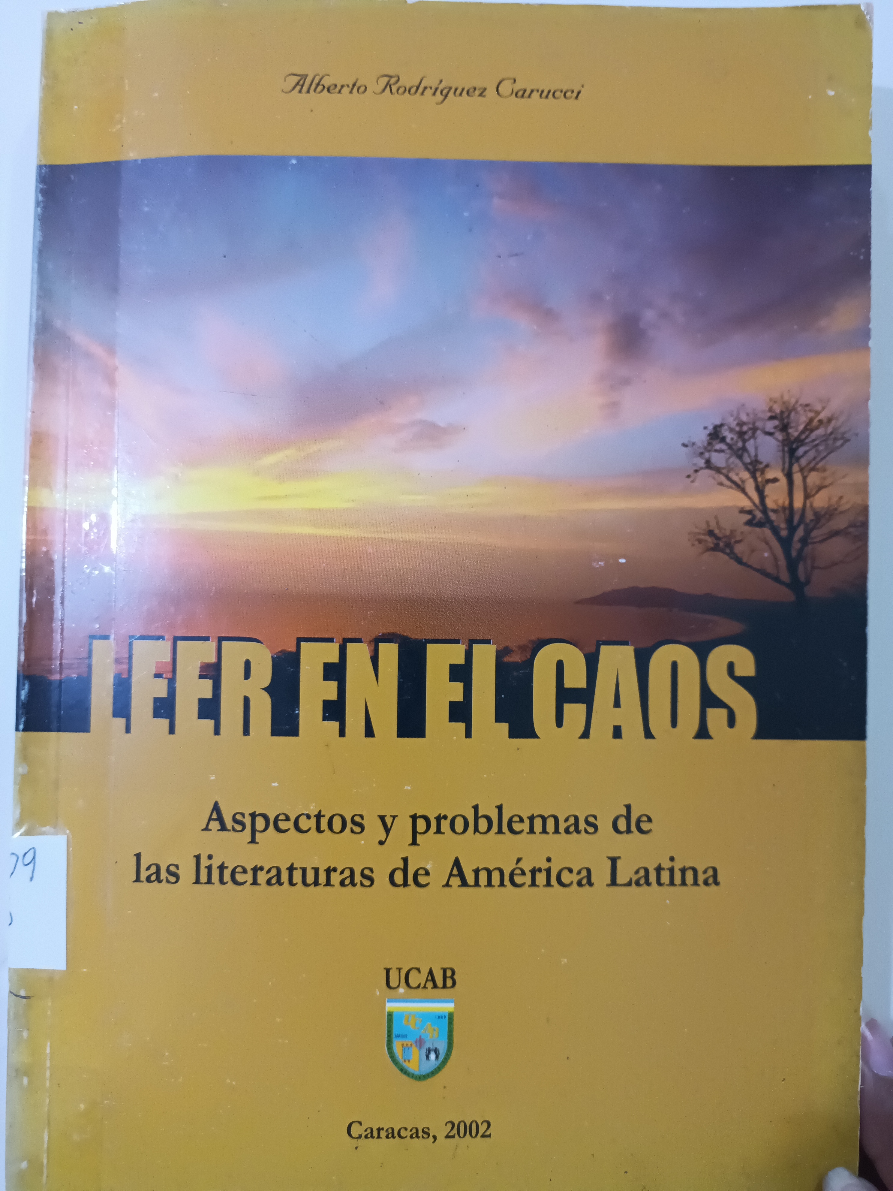 Portada de Leer en el caos (Aspectos y problemas de las literaturas de América 