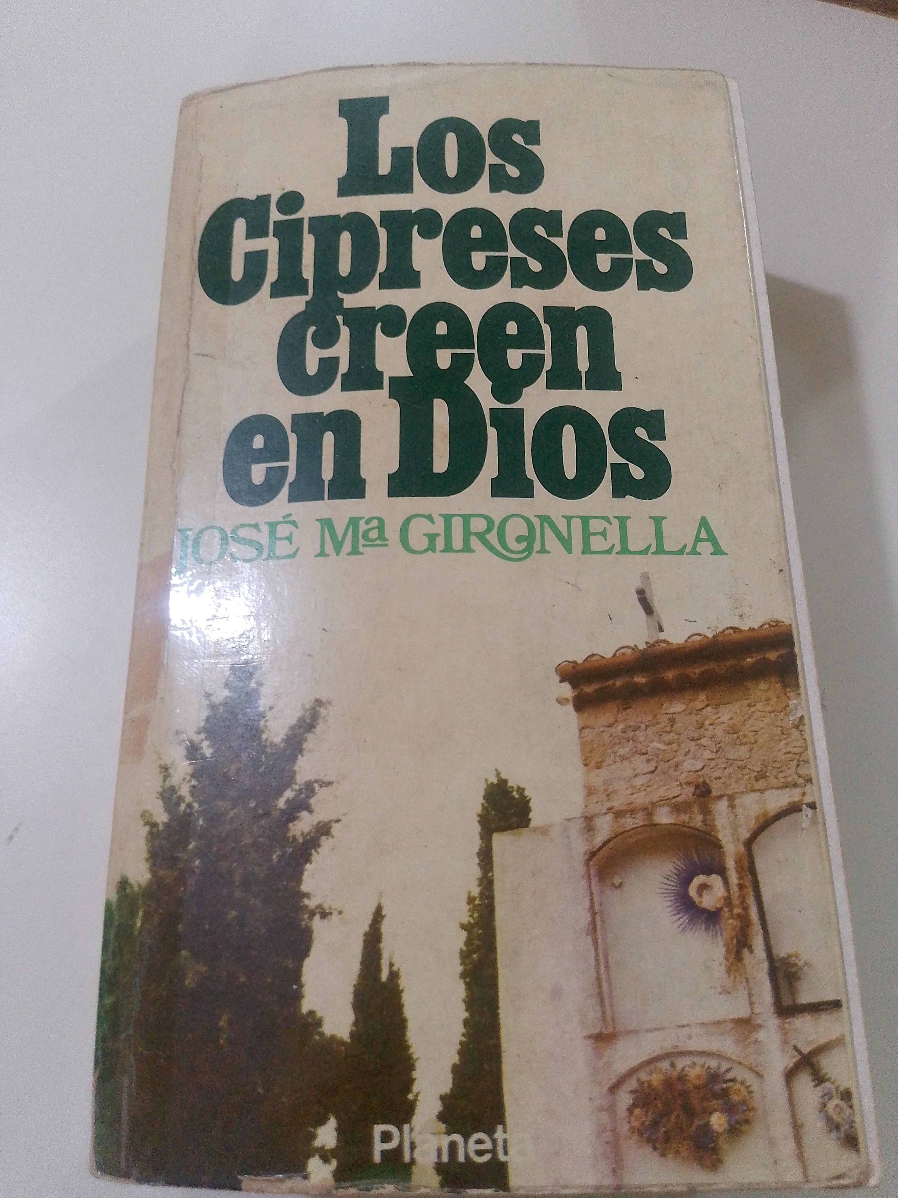 Portada de Los cipreses creen en Dios