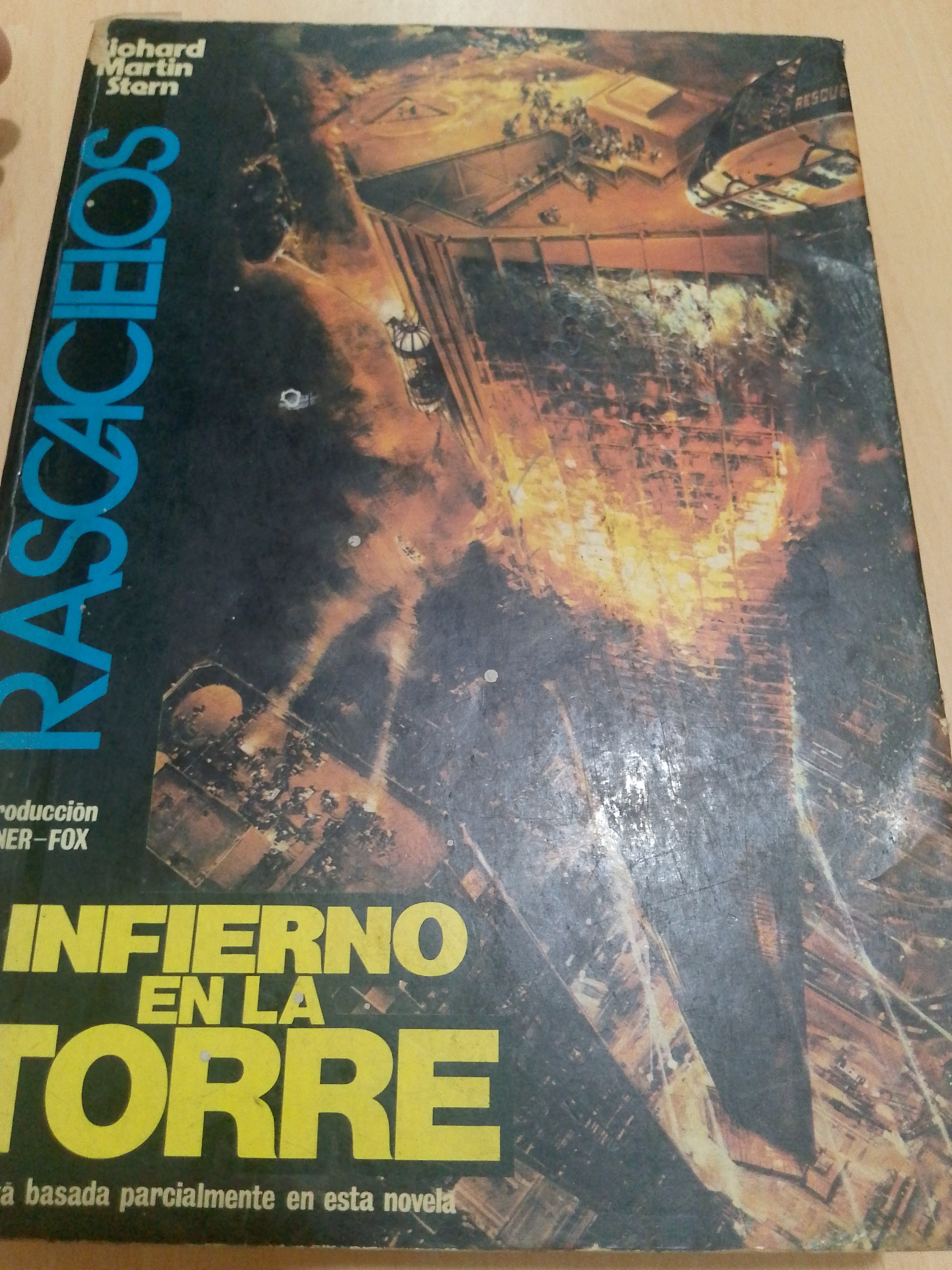 Portada de Rascacielos