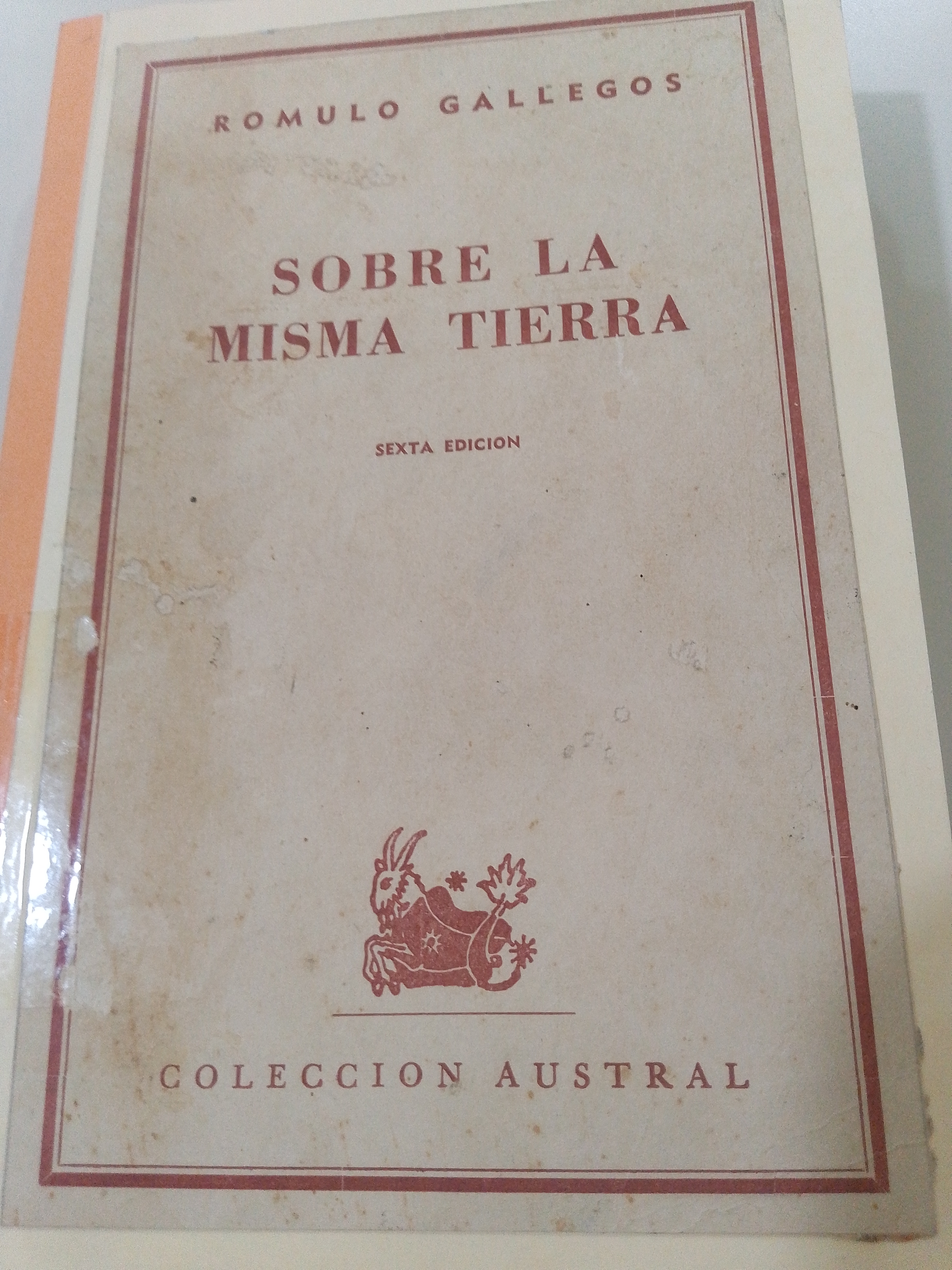 Portada de Sobre la misma tierra